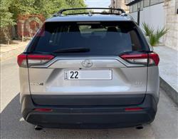 تۆیۆتا ڕاڤ 4